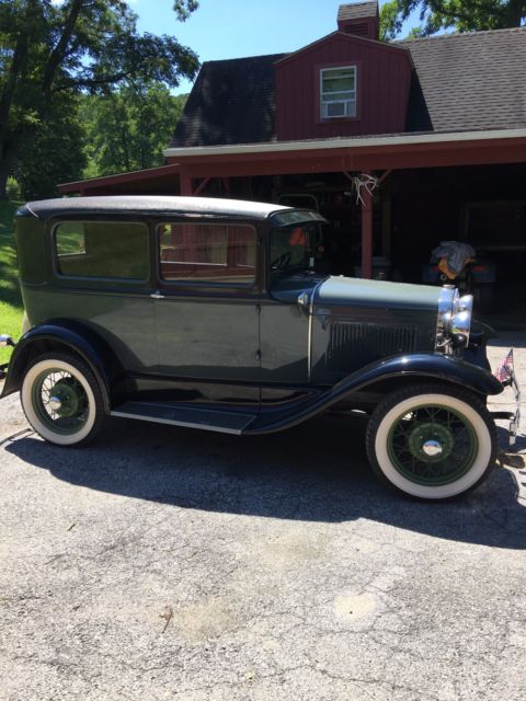 1930 green Ford Model A