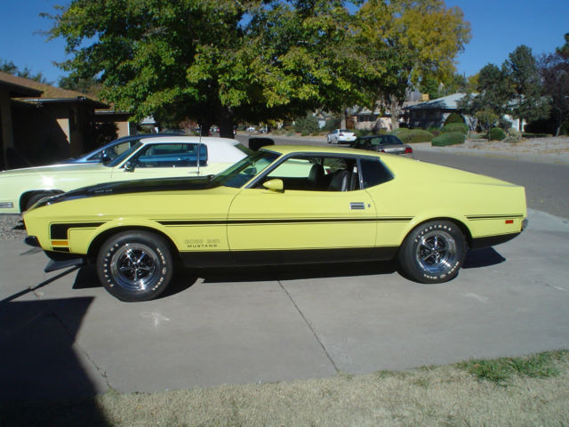 1971 Grabber Yellow Ford Mustang 2 door fast back