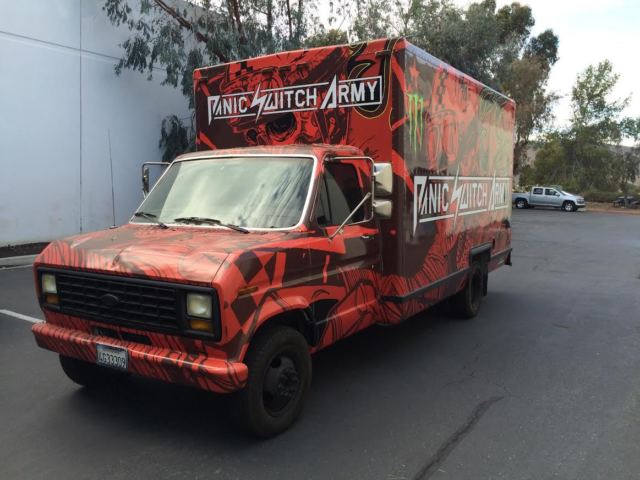 1991 White Ford E-Series Van Box Van