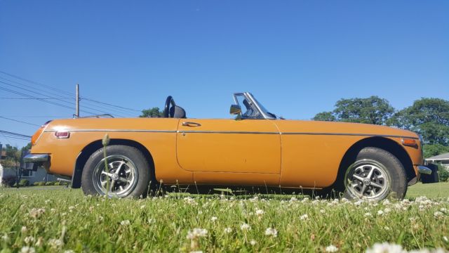 1974 Orange MG MGB