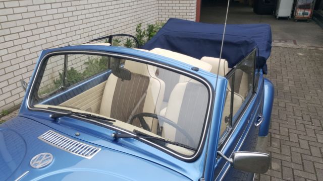 1971 Blue Volkswagen Beetle - Classic Convertible