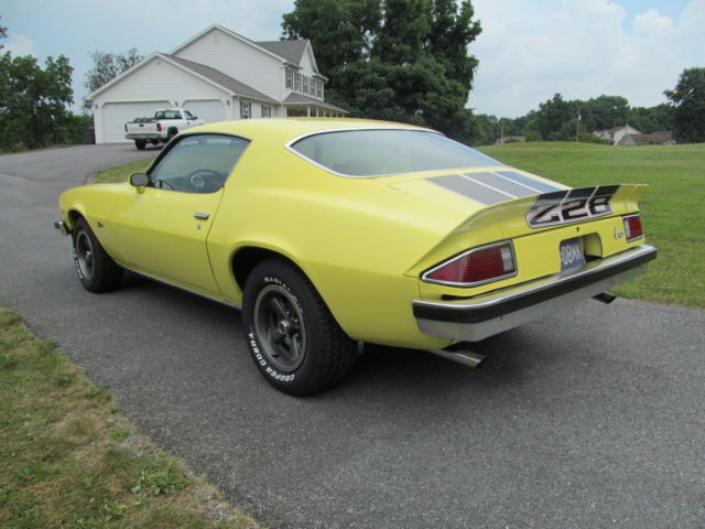 1974 Yellow Chevrolet Camaro Coupe