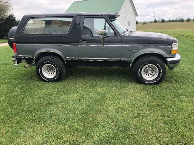 1992 Black Ford Bronco