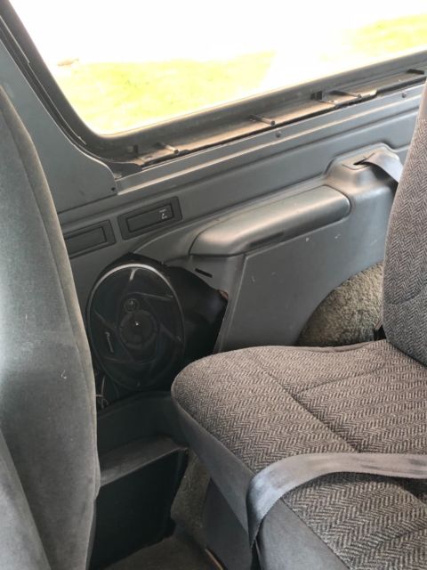 1992 Black Ford Bronco