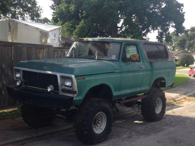 1979 Green Ford Bronco 2 DOOR SUV