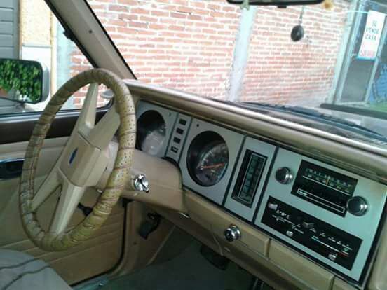 1984 Light and dark coffee Ford Bronco II