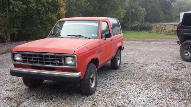 1986 Red Ford Bronco SUV