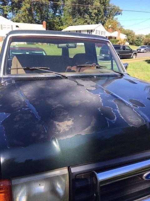 1985 Green Ford Bronco