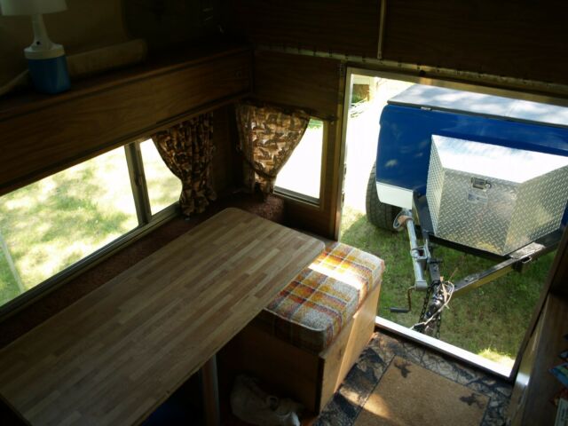 1972 BLUE/WHITE Ford Bronco Wagon