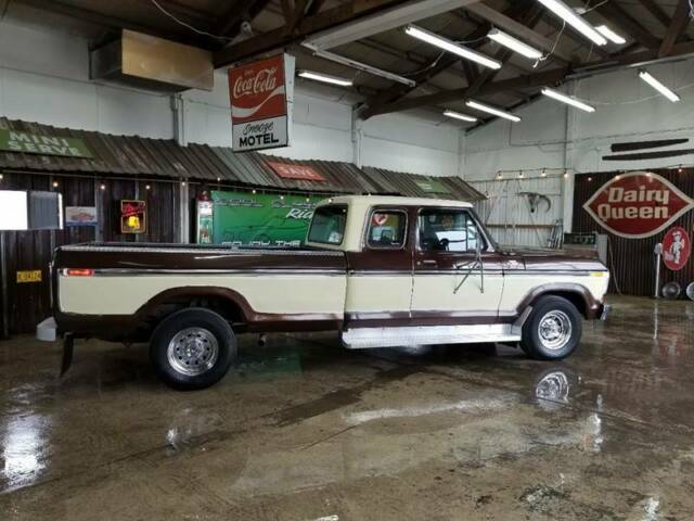 1978 Brown Ford F-250 Pickup Truck