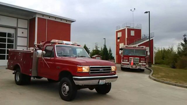 1991 Red Ford F-350