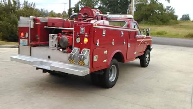 1991 Red Ford F-350