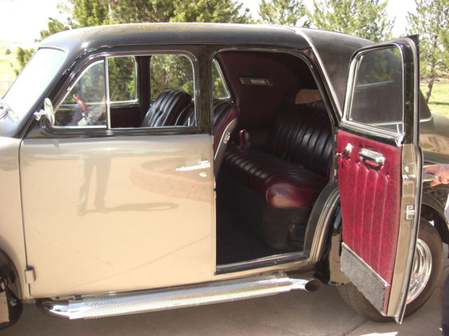 1939 Gray/Black Buick Derham Series 40
