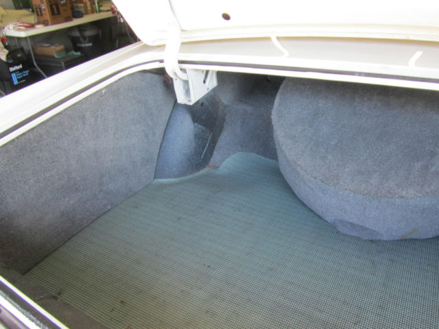 1969 white Buick LeSabre 2 D00R HARD/TOP