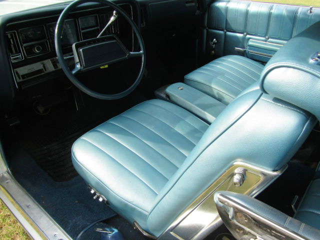 1969 white Buick LeSabre 2 D00R HARD/TOP