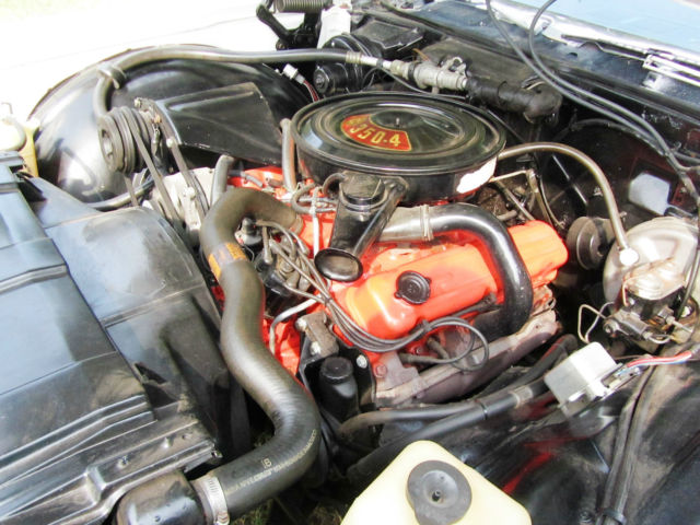 1969 white Buick LeSabre 2 D00R HARD/TOP