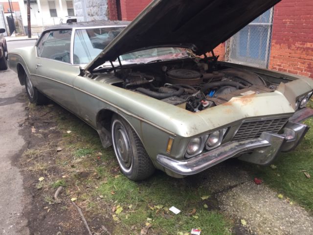 1972 Green Buick Riviera Coupe