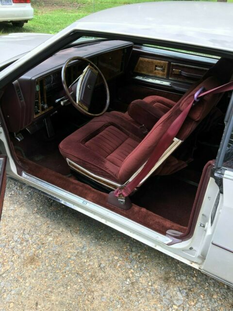 1980 Gray Buick Riviera Coupe