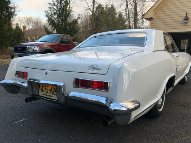 1964 White Buick Riviera