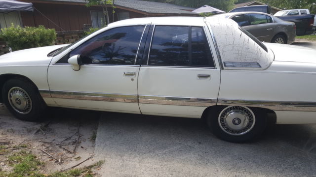 1993 White Buick Roadmaster Sedan