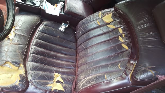 1993 White Buick Roadmaster Sedan