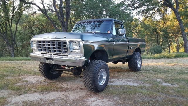 1979 Green Ford F-150 Standard Cab Pickup