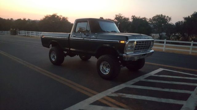 1979 Green Ford F-150 Standard Cab Pickup
