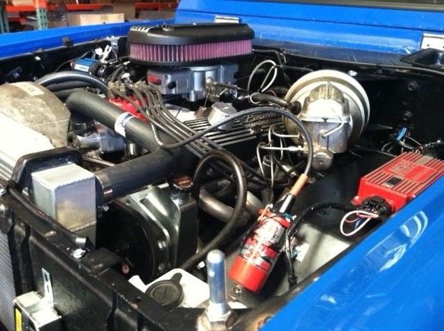 1975 Blue Ford Bronco Soft Top