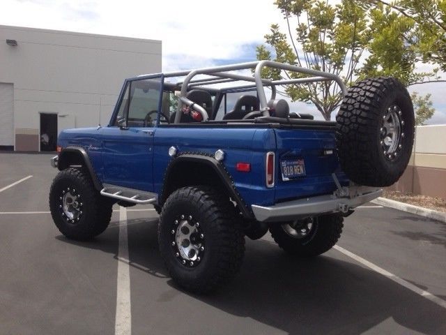 1975 Blue Ford Bronco Soft Top