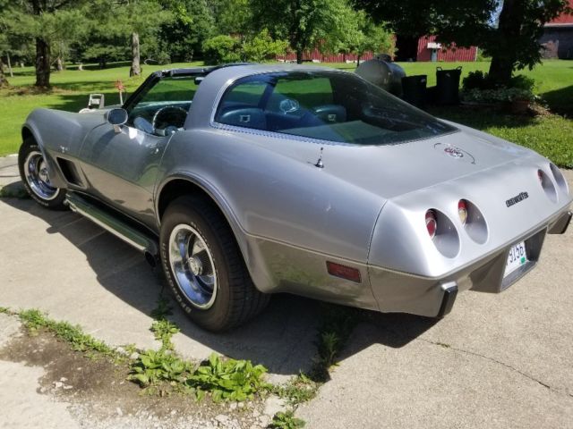 1978 Silver Chevrolet Corvette Coupe