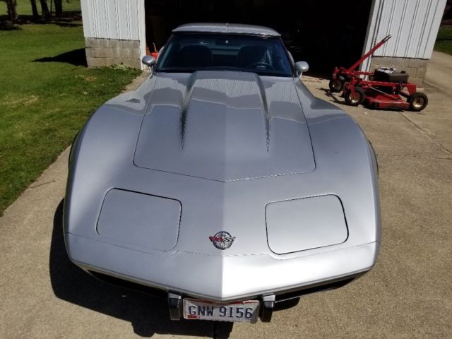 1978 Silver Chevrolet Corvette Coupe