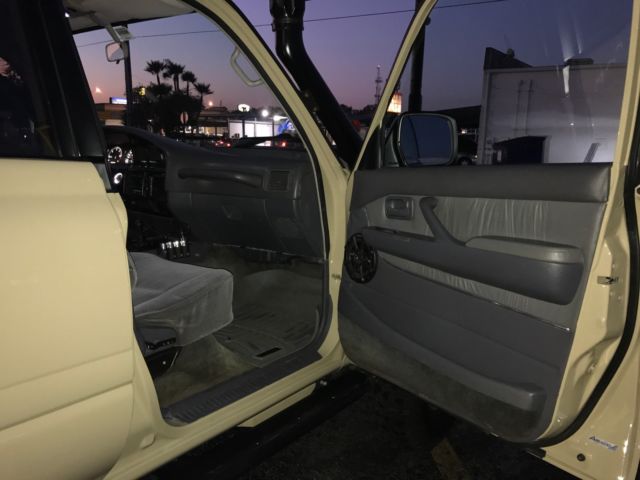 1993 Tan Toyota Land Cruiser SUV