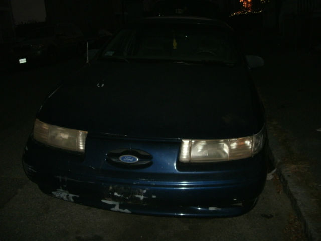1993 Blue Ford Taurus Coupe