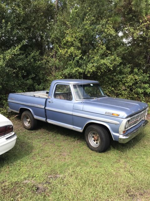 1969 Blue Ford F-100