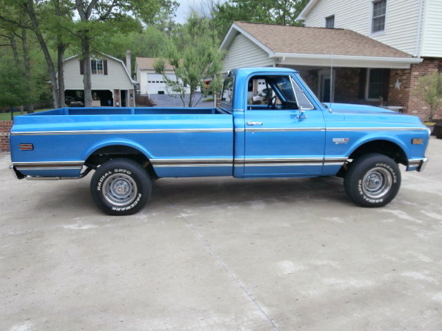 1972 BLUE Chevrolet Cheyenne Cab & Chassis