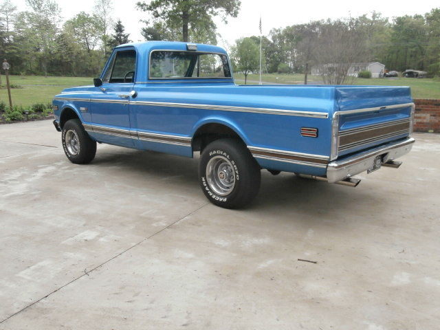 1972 BLUE Chevrolet Cheyenne Cab & Chassis