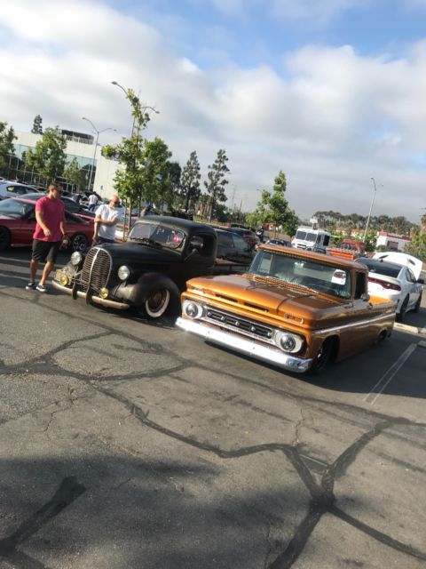 1962 Gold Chevrolet C-10 Crew Cab Pickup