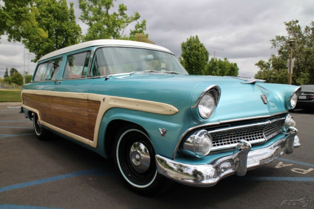 1955 Green Ford Ranch Wagon Wagon