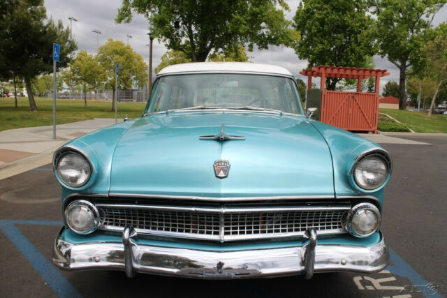 1955 Green Ford Ranch Wagon Wagon