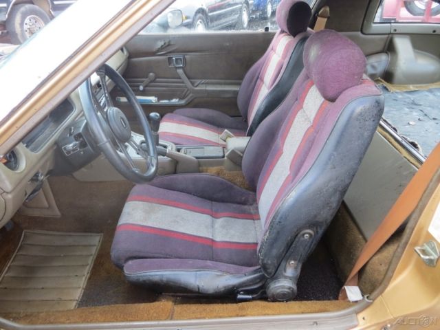 1982 Gold Mazda RX-7 Coupe