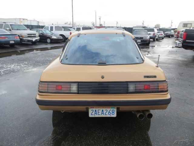 1982 Gold Mazda RX-7 Coupe