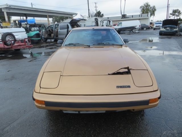 1982 Gold Mazda RX-7 Coupe