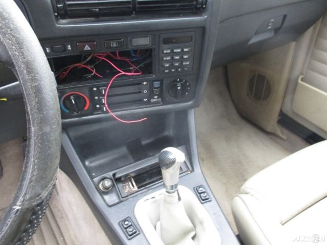 1986 Gold BMW 3-Series Coupe