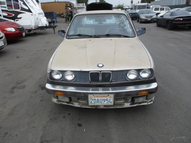 1986 Gold BMW 3-Series Coupe