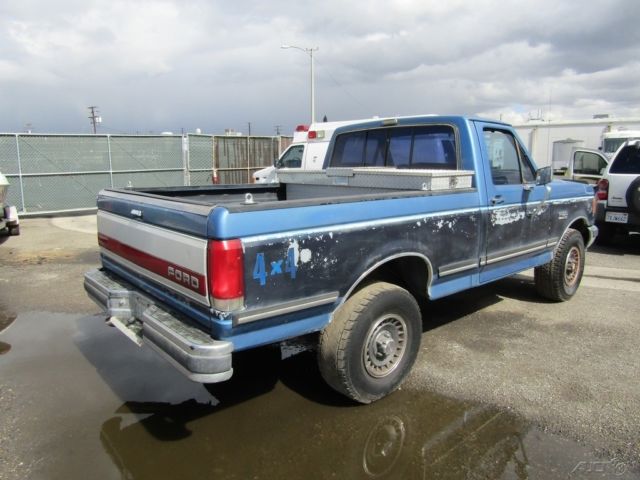 1990 Blue Ford F-150