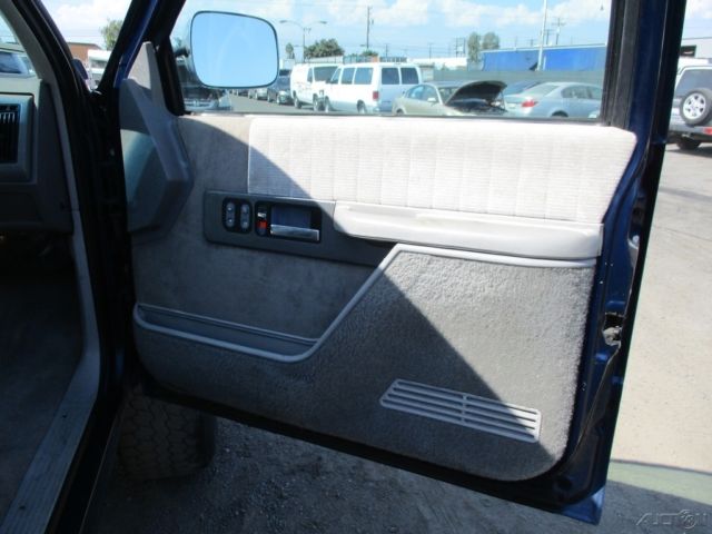 1994 Blue Chevrolet C/K Pickup 1500 Pickup Truck