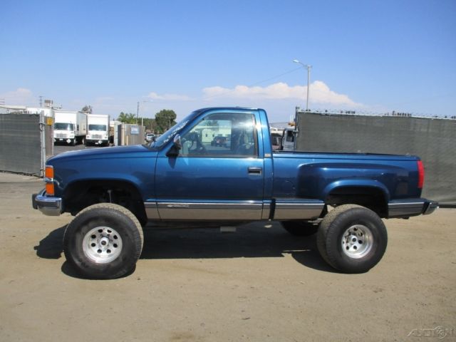 1994 Blue Chevrolet C/K Pickup 1500 Pickup Truck