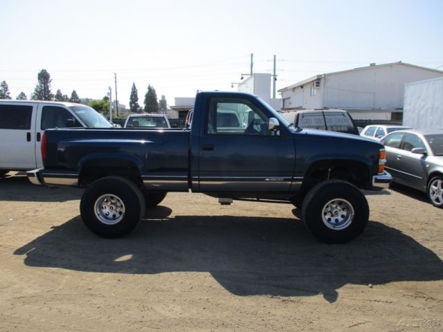 1994 Blue Chevrolet C/K Pickup 1500 Pickup Truck