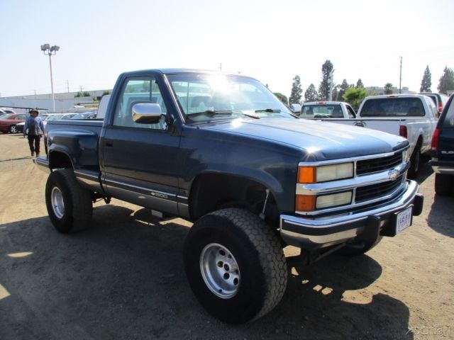 1994 Blue Chevrolet C/K Pickup 1500 Pickup Truck