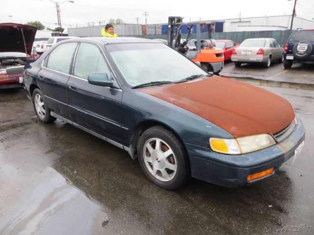 1994 Green Honda Accord Sedan